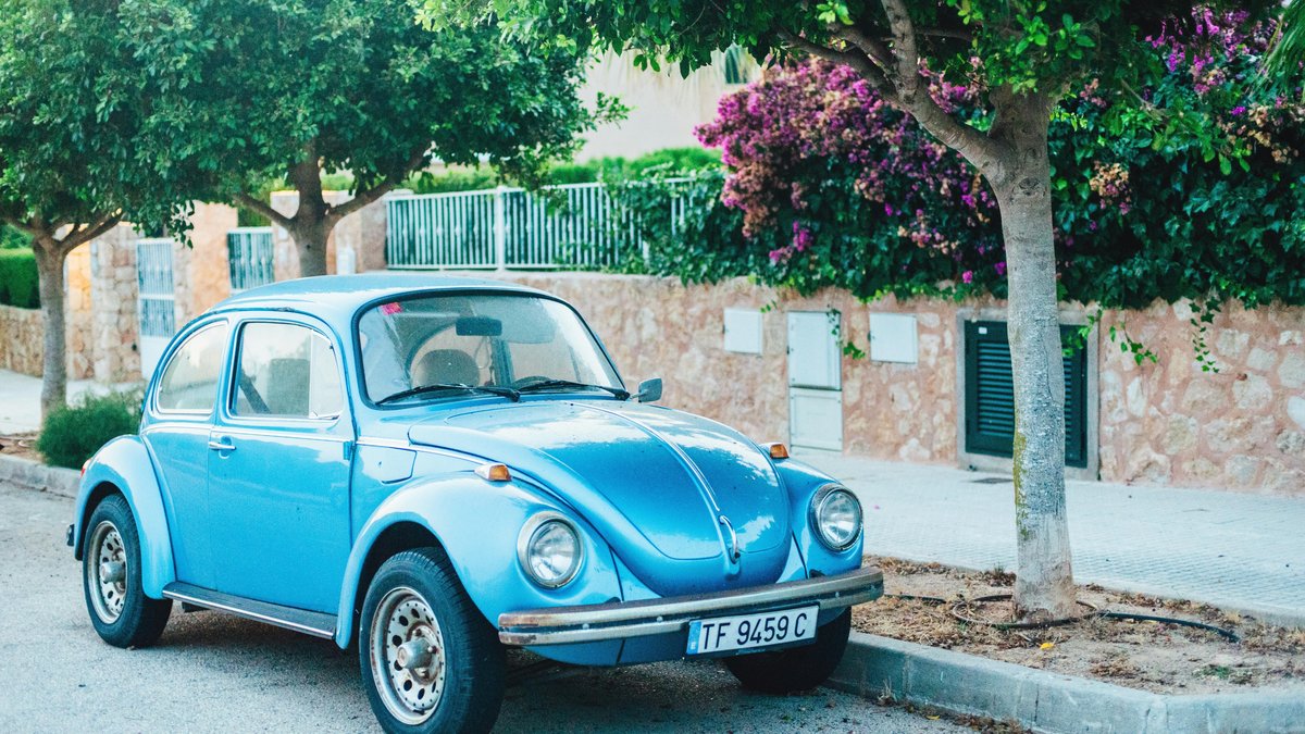 Noleggio auto a Ibiza con vista sulla costa dell'isola